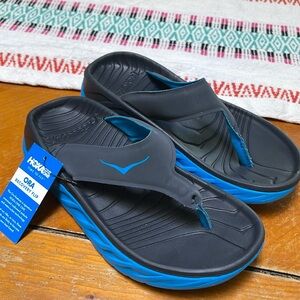 NWT  Hoka one one  recovery flip flop sz 6